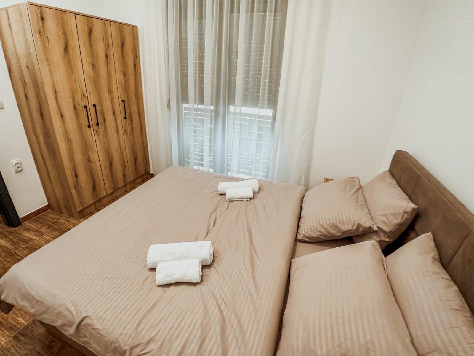 Kiko Apartmani Lux Beçkerek Dış mekan fotoğraf