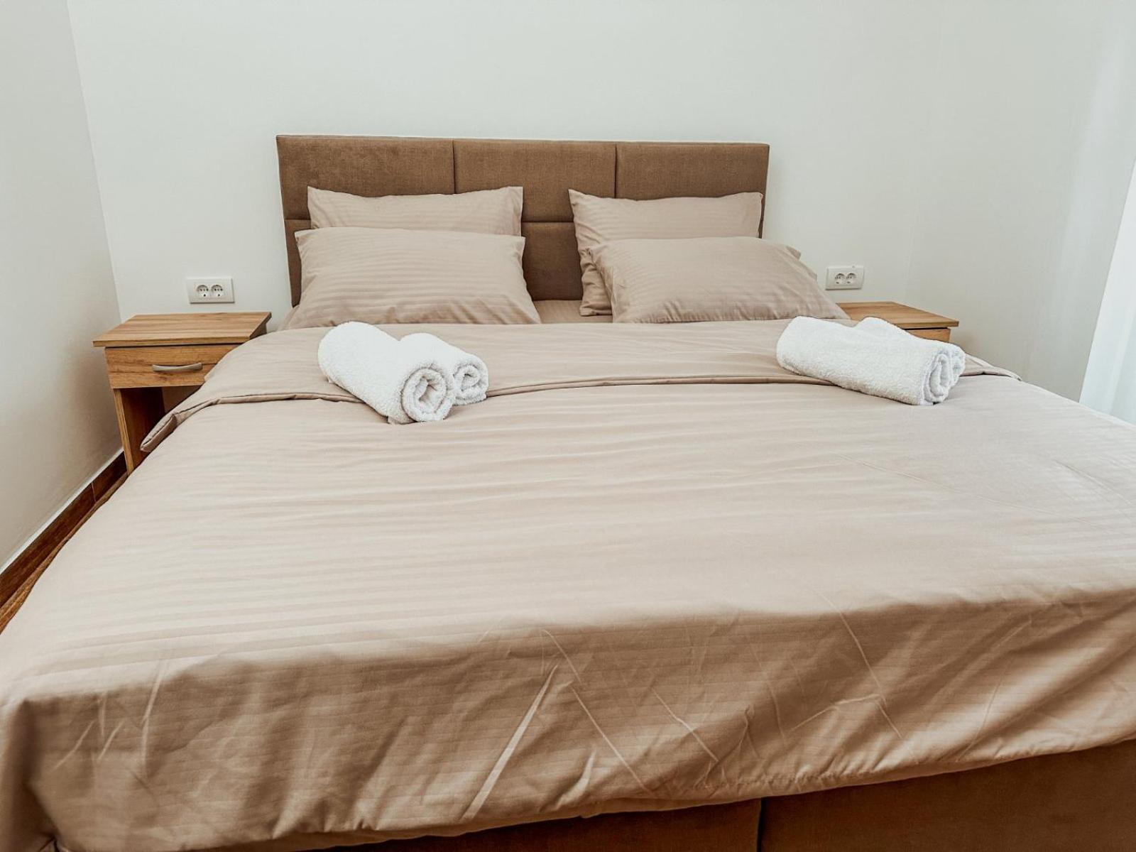 Kiko Apartmani Lux Beçkerek Dış mekan fotoğraf