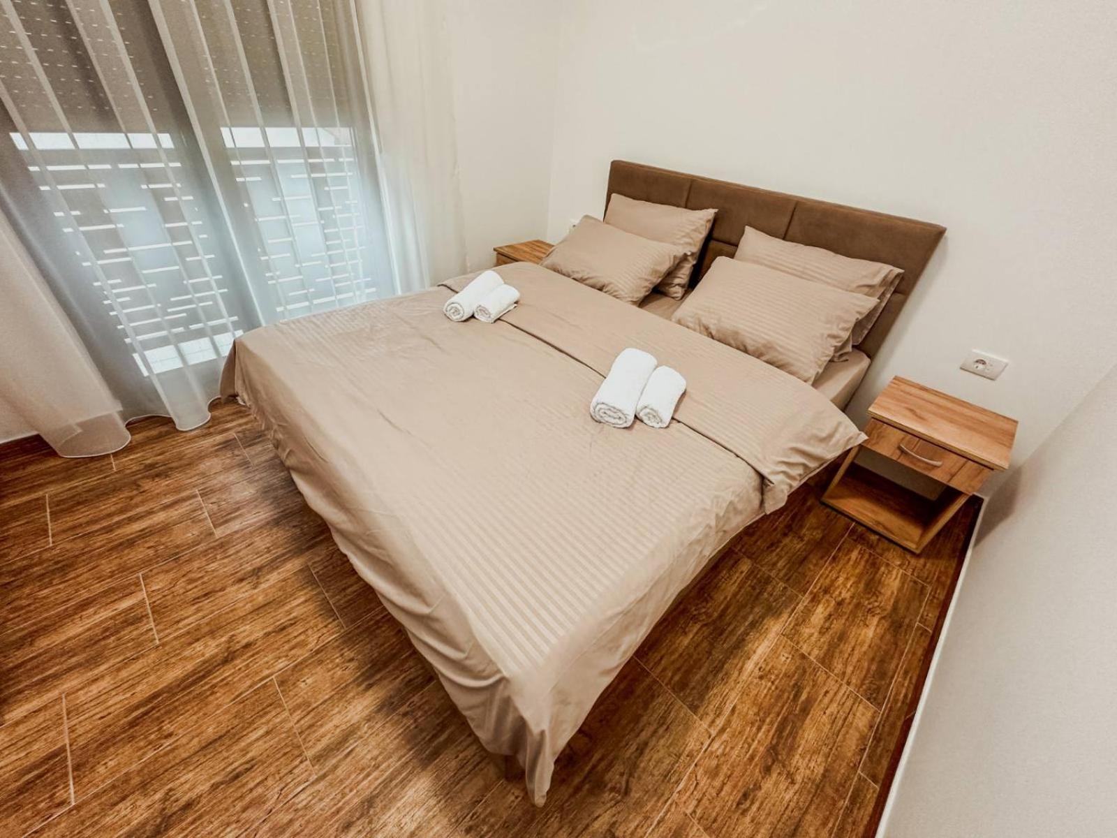 Kiko Apartmani Lux Beçkerek Dış mekan fotoğraf