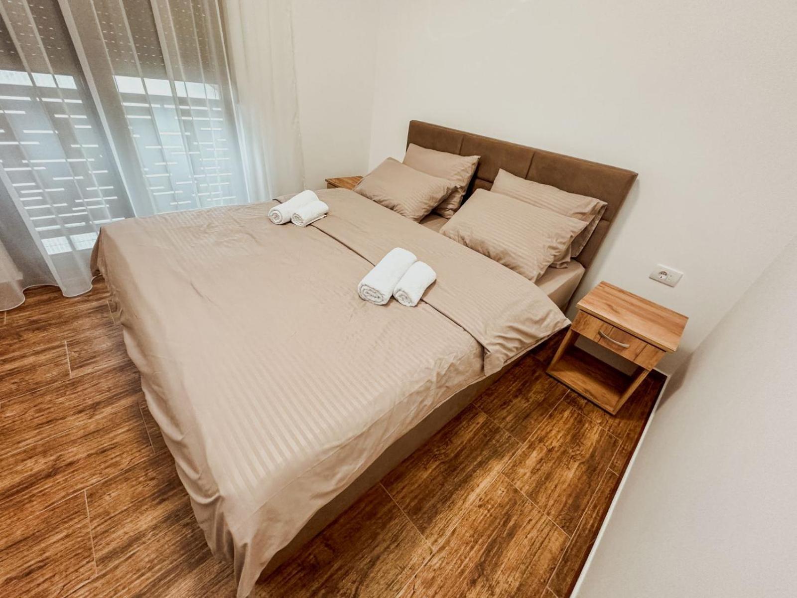 Kiko Apartmani Lux Beçkerek Dış mekan fotoğraf